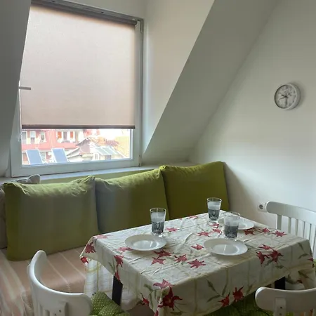 Wolf's Flat סקופיה