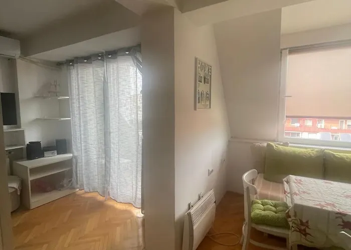 Wolf's Flat דירה סקופיה