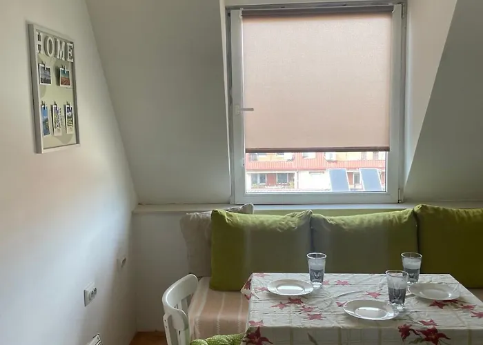 Wolf's Flat * סקופיה