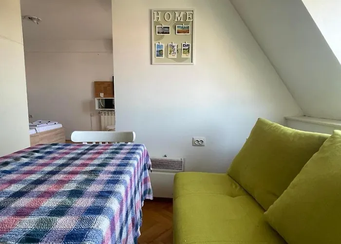 Апартаменти Wolf's Flat *