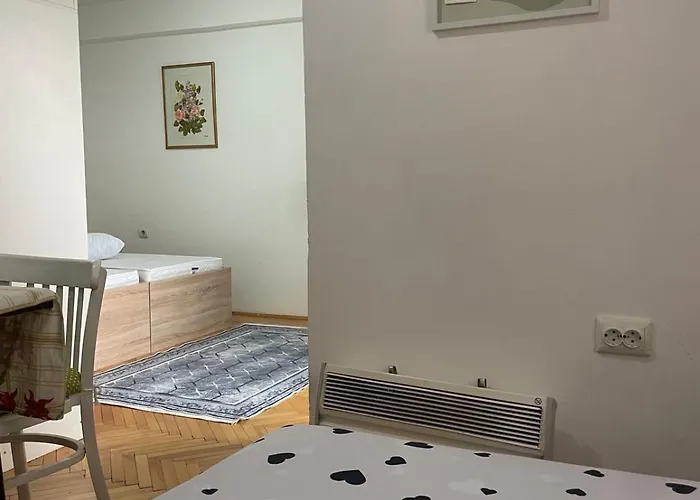 Апартаменти Wolf's Flat